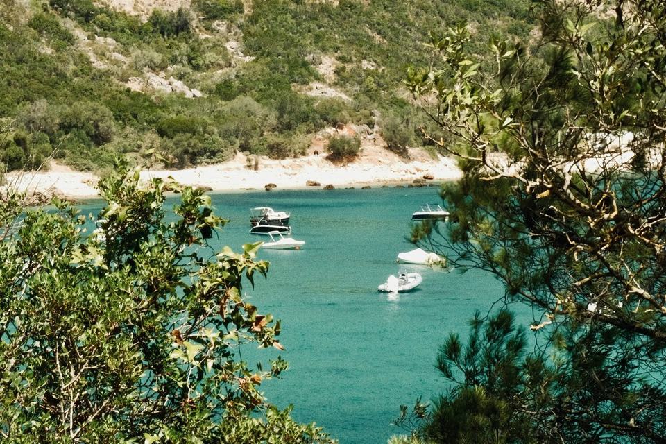 Encontrar-se junto à baía