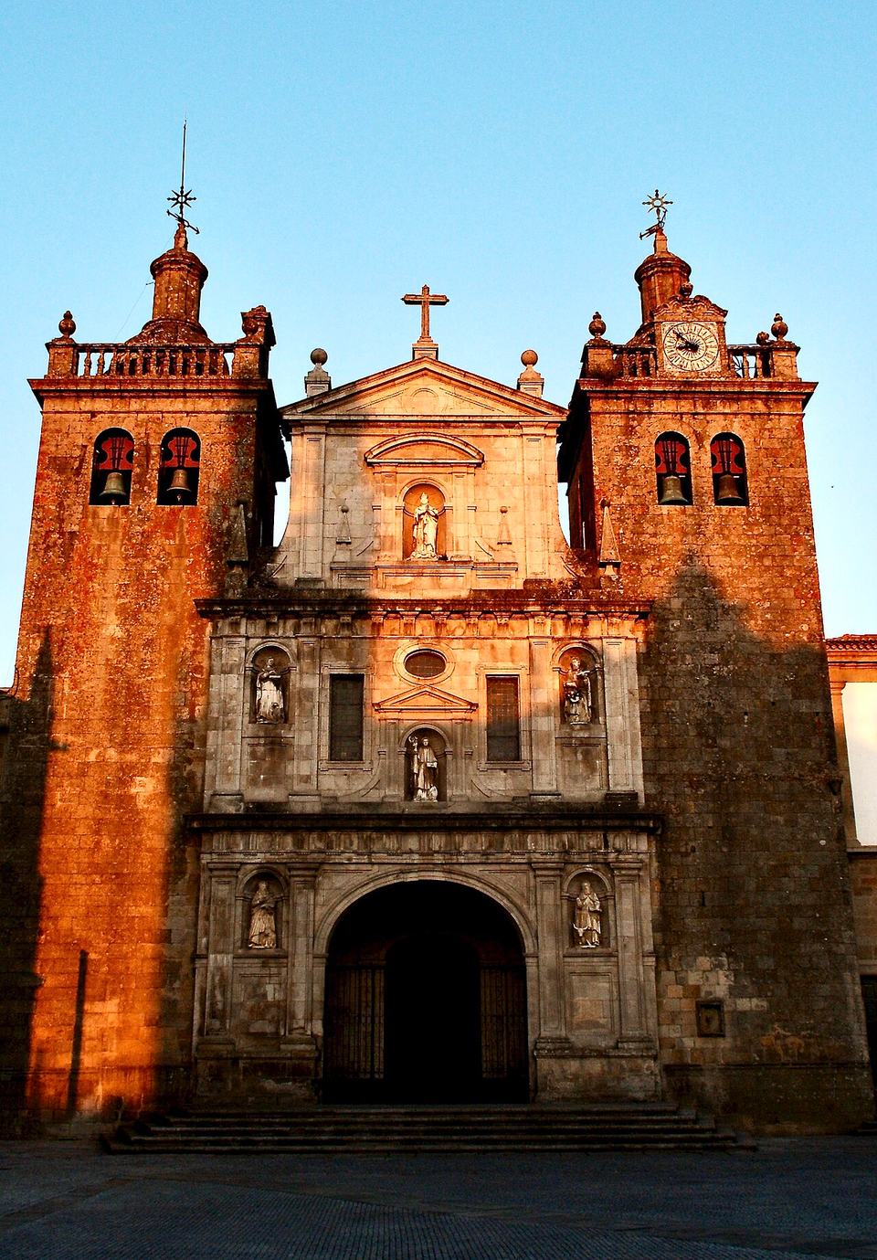 Passear junto à Sé